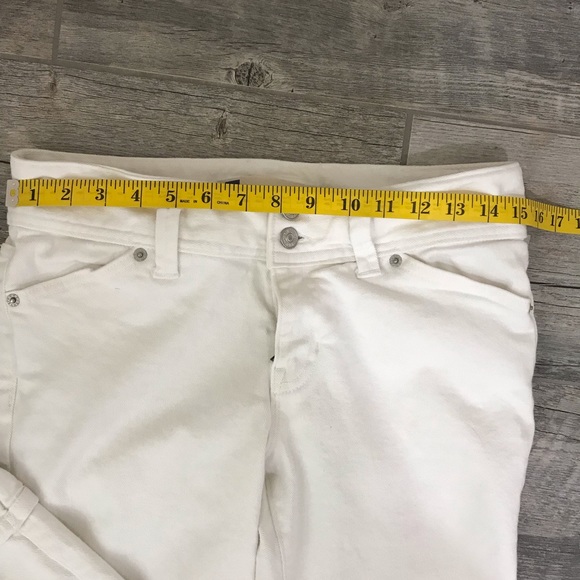 GAP - Picture 5 of 5